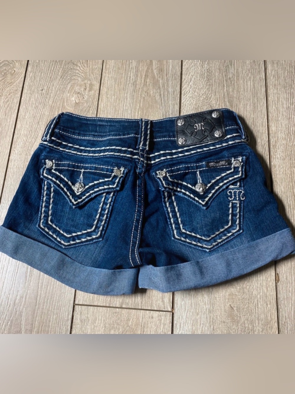 Miss Me Signature Denim Shorts Women 26 Blue Dark Washed Mid Rise Y2K Rhinestone